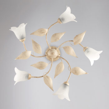 Plafoniera in ferro laccato avorio con decorazione oro antico e diffusori in vetro diametro 14  alabastro bianchi 5 luci