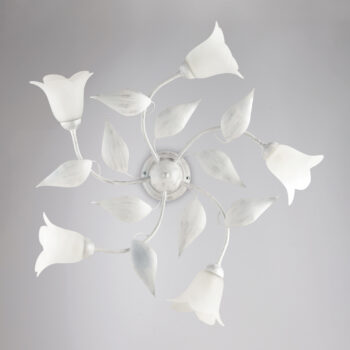 Plafoniera in ferro laccato bianco con decorazione argento antico e diffusori in vetro diametro 14 alabastro bianchi 5 luci