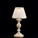 Lumetto in legno avorio e oro 1 luce con paralume dm.20