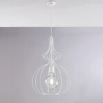 Sospensione in ferro laccato bianco con decorazione argento antico con cavo elettrico ricoperto in tessuto intrecciato regolabile 1 luce