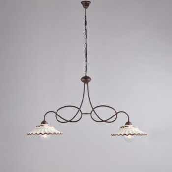 Lampadario in ferro laccato nero e decorazione effetto ruggine con diffusori in ceramica diametro 30 bianco e marrone 2 luci