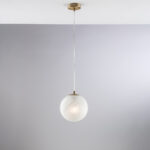 Sospensione in ferro bronzato 1 luce con sfera dm.20