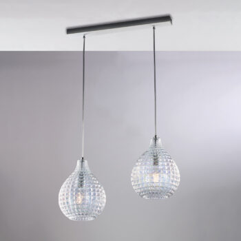 Binario in ferro laccato bianco e montatura cromo con cavi elettrici regolabili e diffusori in vetro soffiato trasparente con decoro effetto cristallo 2 luci