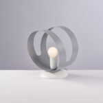 Lumetto in ferro laccato bianco con fascia tagliata a laser grigio 1 luce