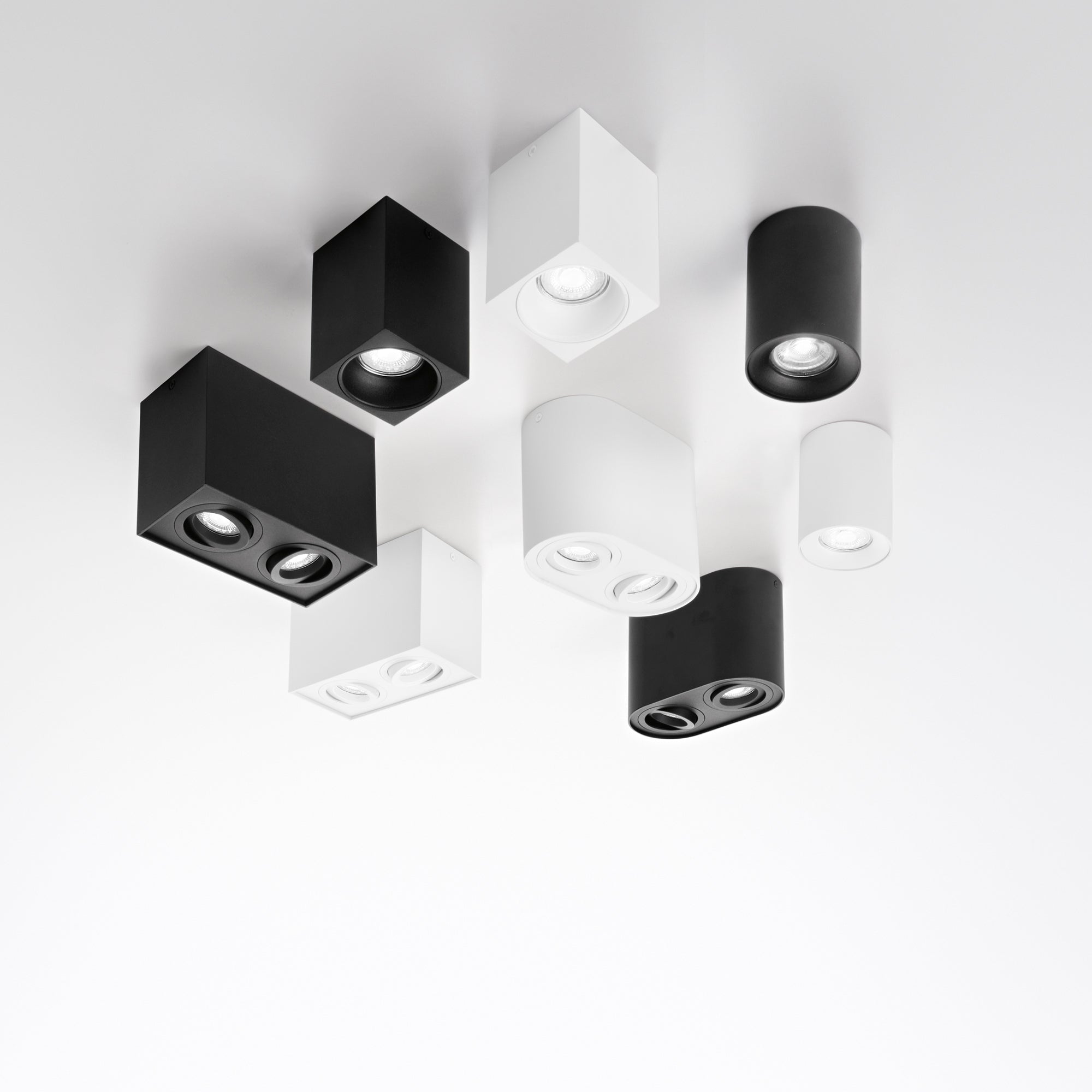 I-TOWN-R_MIX_BCO_NER_A_84fad7b7-84e0-4fe3-af78-7d9a9174f267