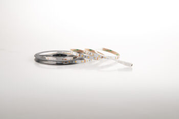 STRIP LED 2835 DC24V IN KAPTON 60 LED/M 6,5W/M 380LM/M 3000K DIMMERABILE CON DRIVER DC24V E TELECOMANDO IR INCLUSO 1X300CM